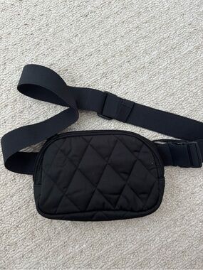 vera bradley euc belt bag